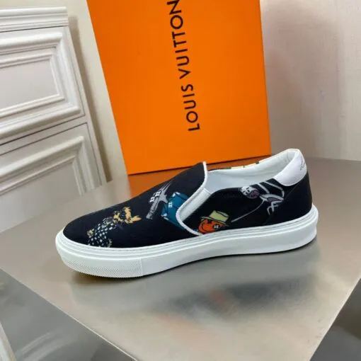 LV Trainer Sneaker