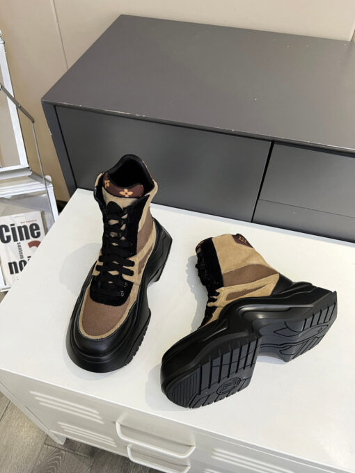 Louis Vuitton Boots