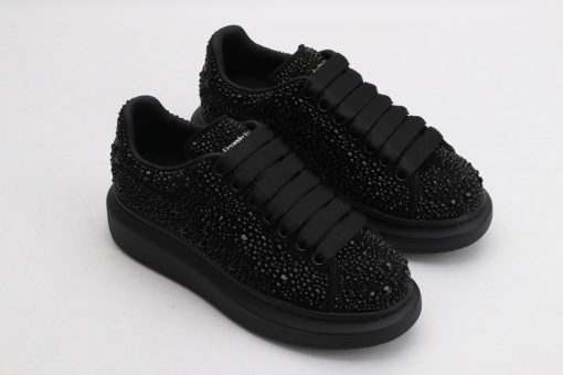 Alexander McQueen nail black