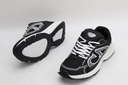 B30 Black White