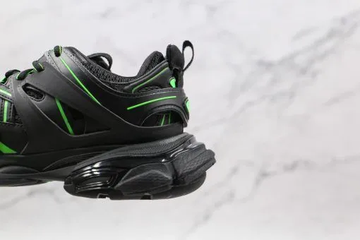 Balenciaga Triple S black green