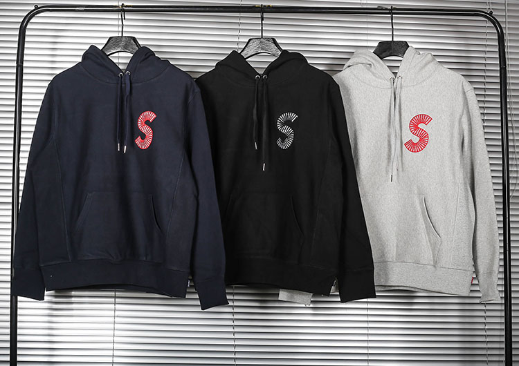 Supreme Hoodies Big logo printed 4