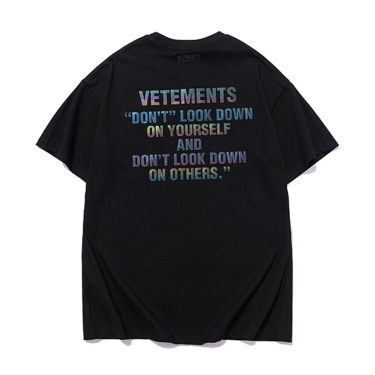 VETEMENTS T-SHIRT