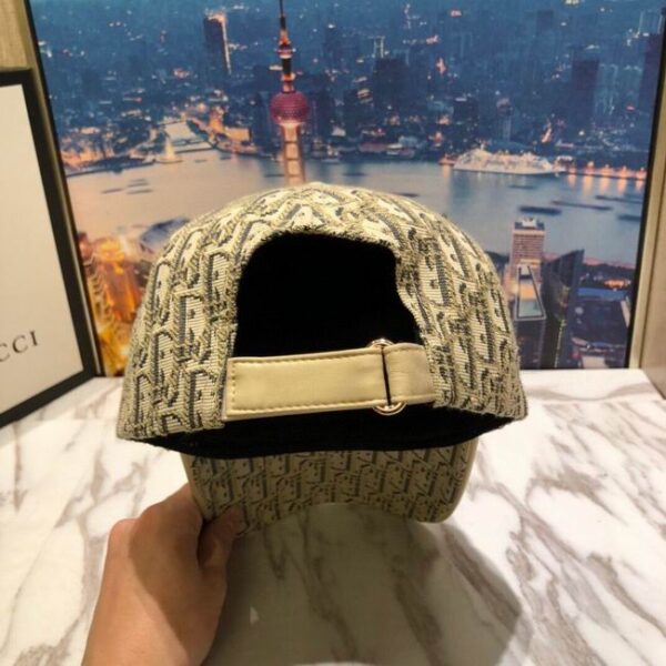 Cap All embroided