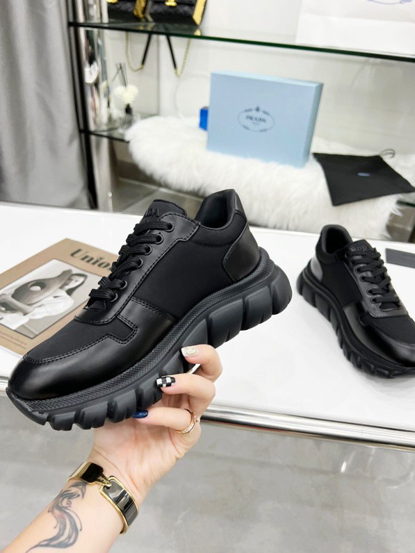 Monolith Loafers Black