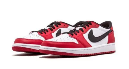 JORDAN 1 LOW RETRO CHICAGO