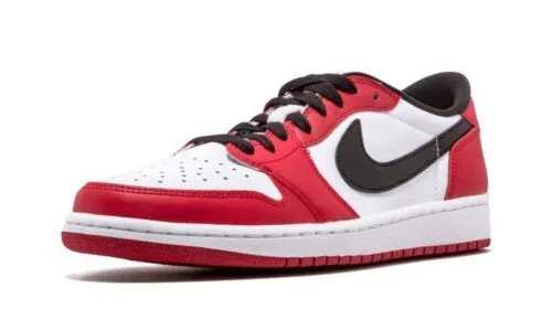 JORDAN 1 LOW RETRO CHICAGO