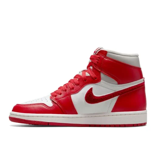 Nike Air Jordan 1 Retro High OG “Chenille”