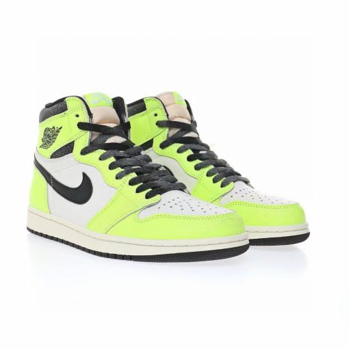 Nike Air Jordan 1 Retro High OG”Volt“