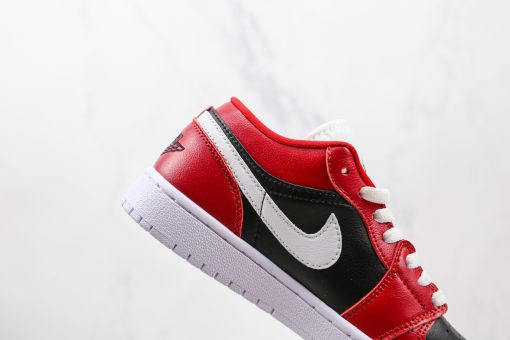 NIKE Air Jordan 1 Low Reverse Chicago