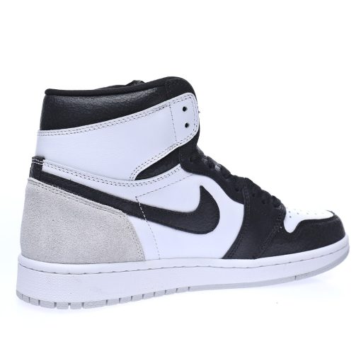 Nike Air Jordan 1 Retro High OG”Stage Haze”