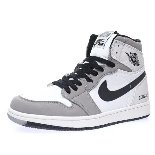 Nike Air Jordan 1 Retro High OG”Gore-Tex Light Bone”