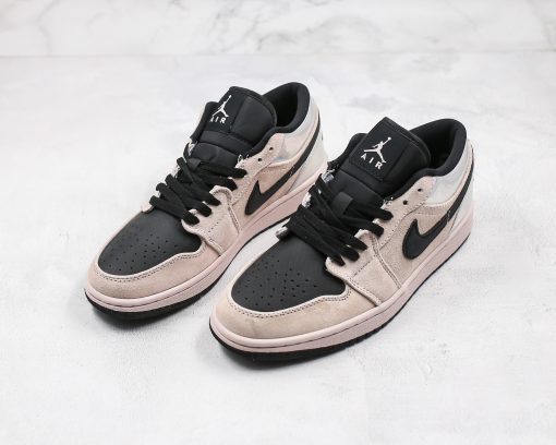 NIKE Air Jordan 1 Low GS