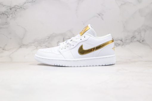 NIKE Air Jordan 1 Low