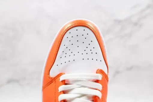 NIKE Air Jordan 1 Mid White orange