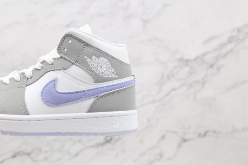 NIKE Air Jordan 1 Mid WMN