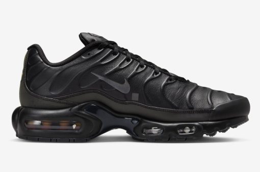 A-COLD-WALL x Nike Air Max Plus “Onyx”