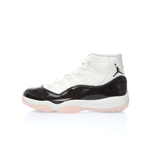 Nike Wmns Air Jordan 11 Retro High”Neapolitan “