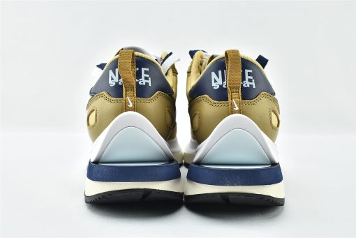 Nike Vaporwaffle sacai Sesame Blue Void