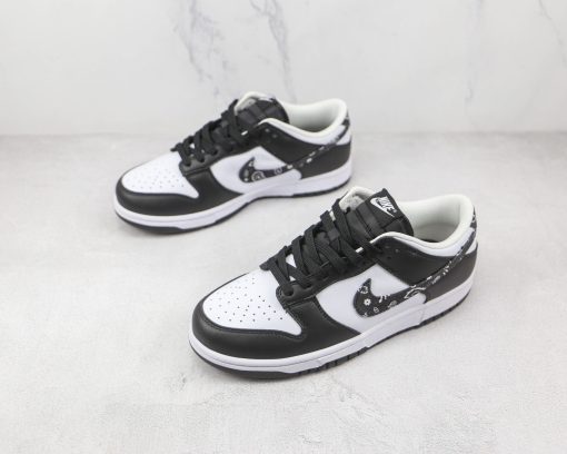 NIKE SB Dunk Low “Black Paisley”