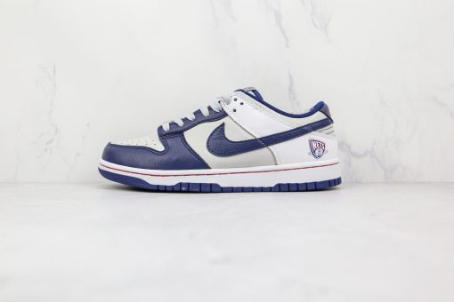 NIKE Dunk Low “Blue net”