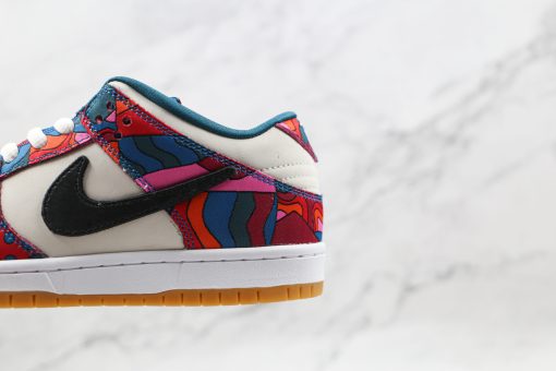 NIKE Dunk Low Abstract art