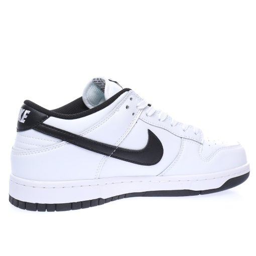 Nike WMNS SB Dunk Low”White/Black”