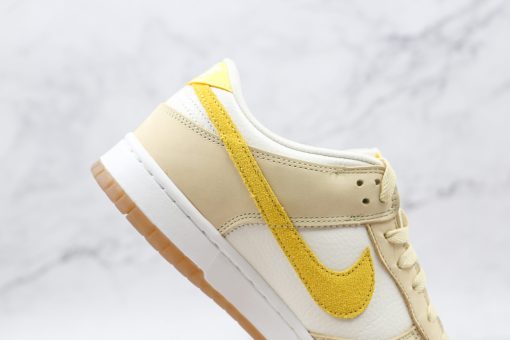 NIKE Dunk Low”Lemon Drop”