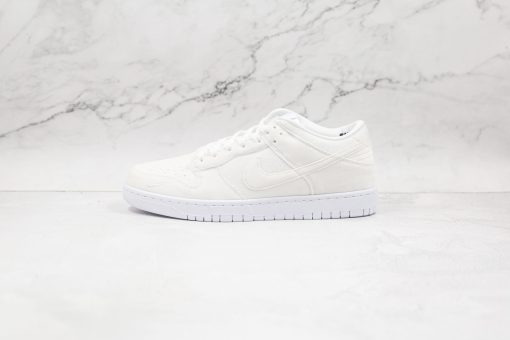 NIKE DSM x Nike Dunk Low White goose down