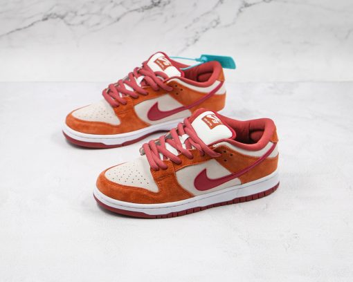 NIKE Dunk Low Orange label