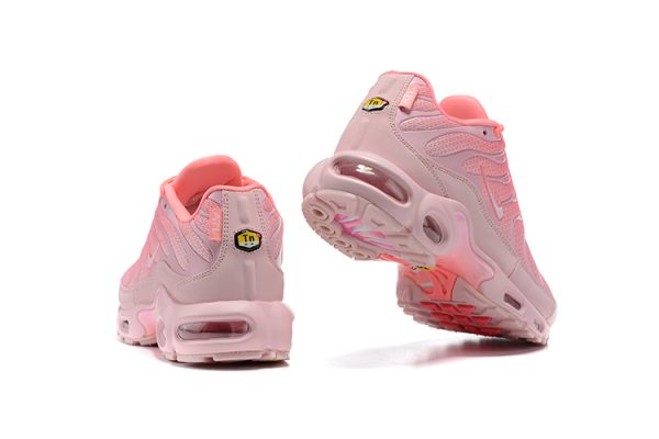 Nike TN Air Max Plus All Pink