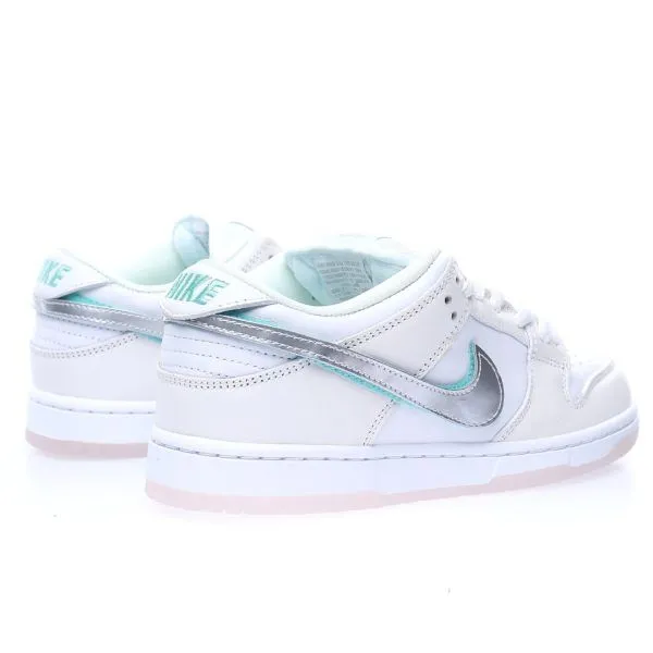 NIKE SB Dunk Low Pro OG QS”White Diamond”