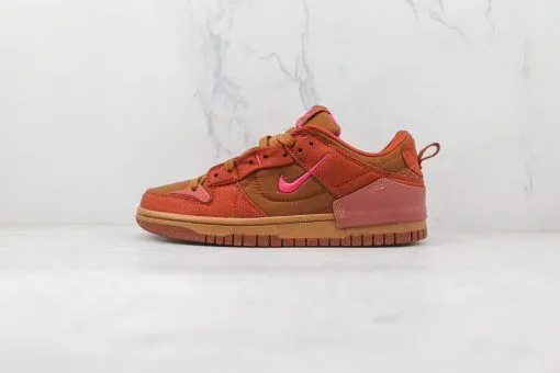 NIKE SB Dunk Low Brick red