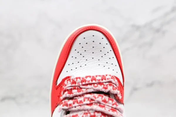 NIKE Dunk Low White red double hook