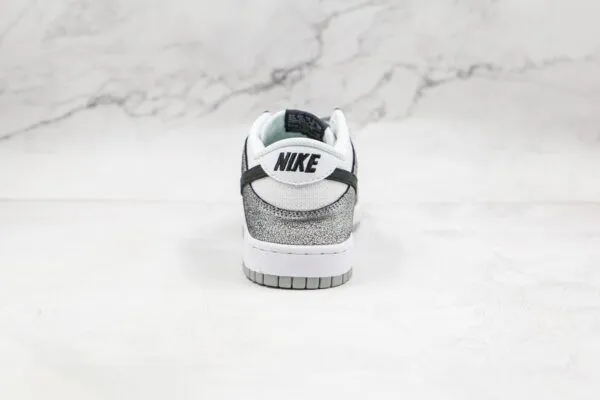 NIKE Dunk Low Silver embroidery