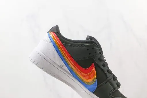 NIKE SB Dunk Low black and white rainbow print