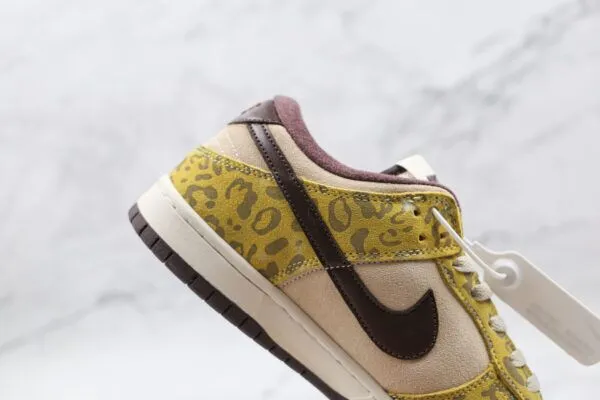 NIKE DUNK LOW Dunk SB Leopard yellow brown