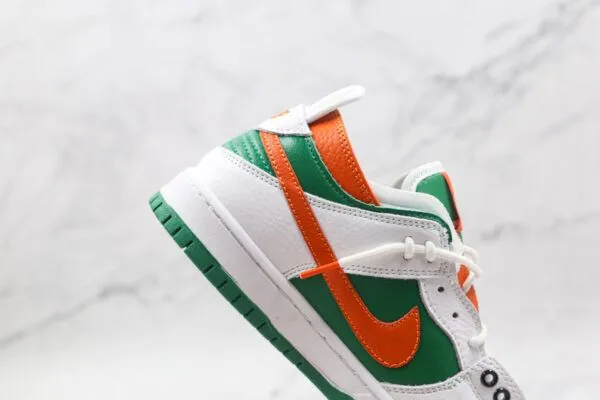 NIKE SB Dunk Low Pro White green