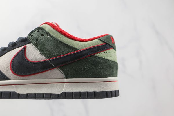 Otomo Katsuhiro x NK SB Dunk Low “Steamboy OST”