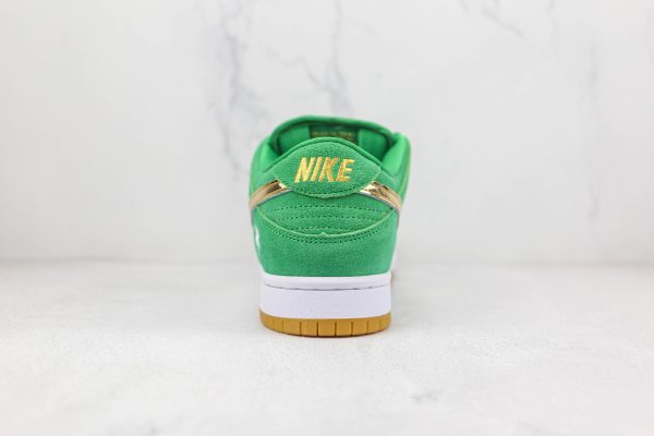 NIKE SB Dunk Low “St. Patrick’s Day”