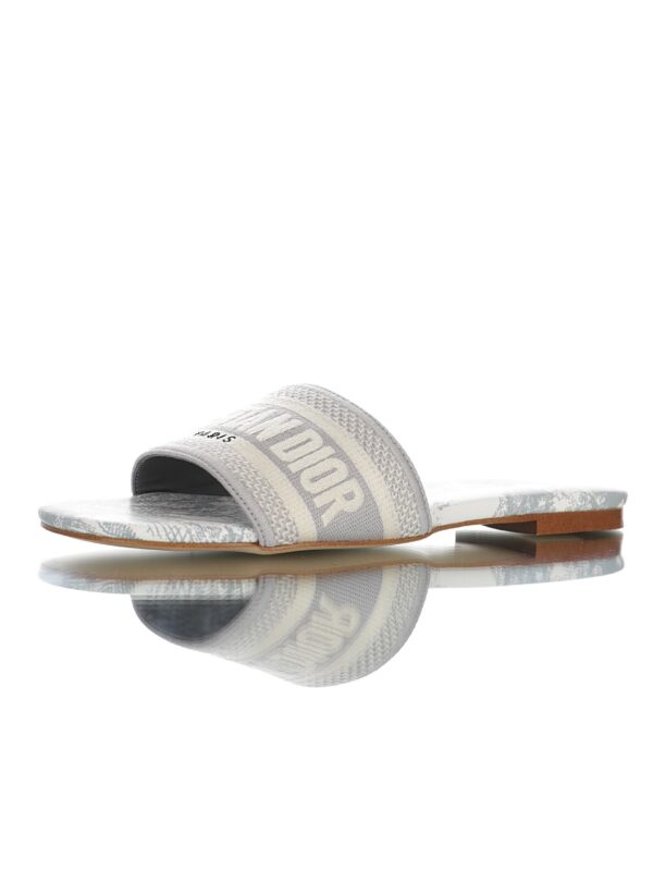 DWAY SLIDE White
