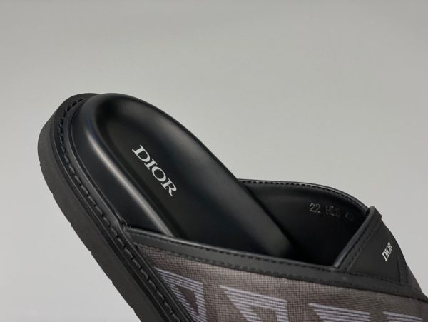 Dior Slipper