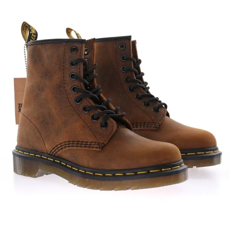 DR.MARTENS 1490 HIGH BOOTS SMOOTH CHERRY RED
