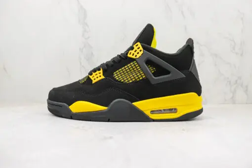 Air Jordan 4 Retro Thunder