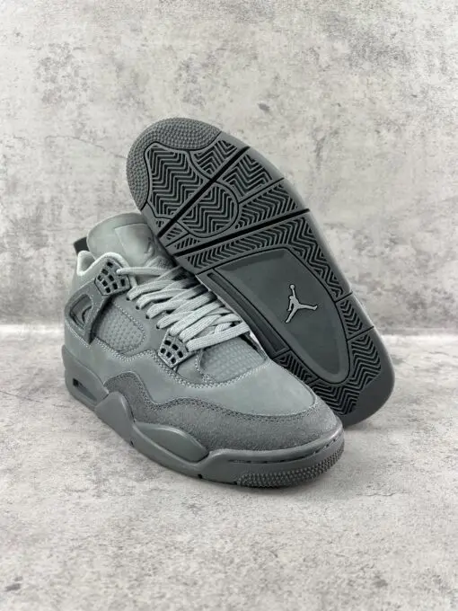 Air Jordan 4 Retro SE Wet Cement