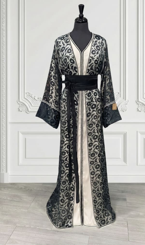 Caftan 2 pièces rose pâle/noir à motifs – PIECE UNIQUE