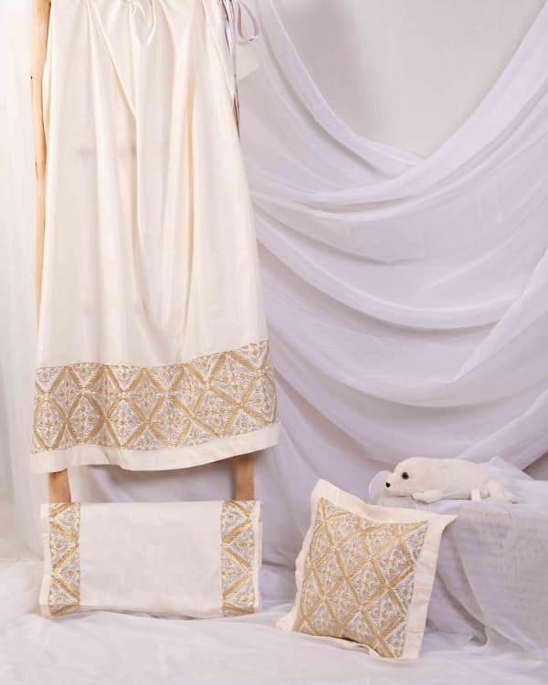 Parure de lit pour bébé - Collection Feuilles de Laurier Traditionnelle