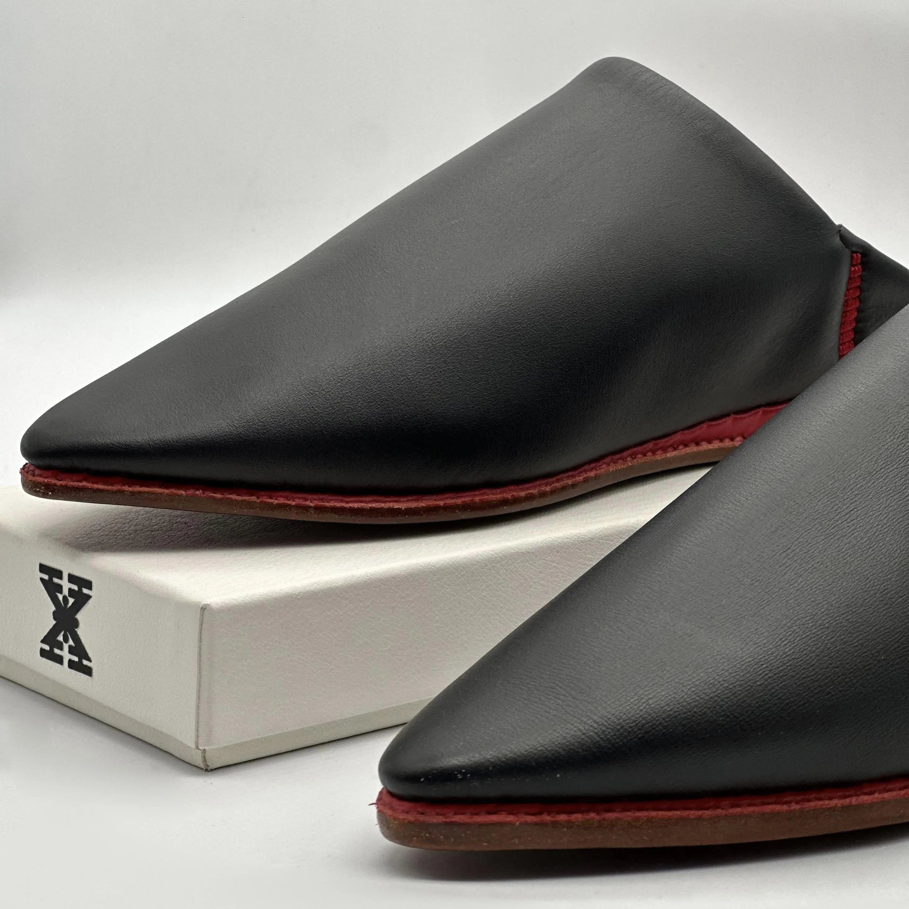 Babouche Noir D'orient Unisexe - Intemporelle - Air Babouche