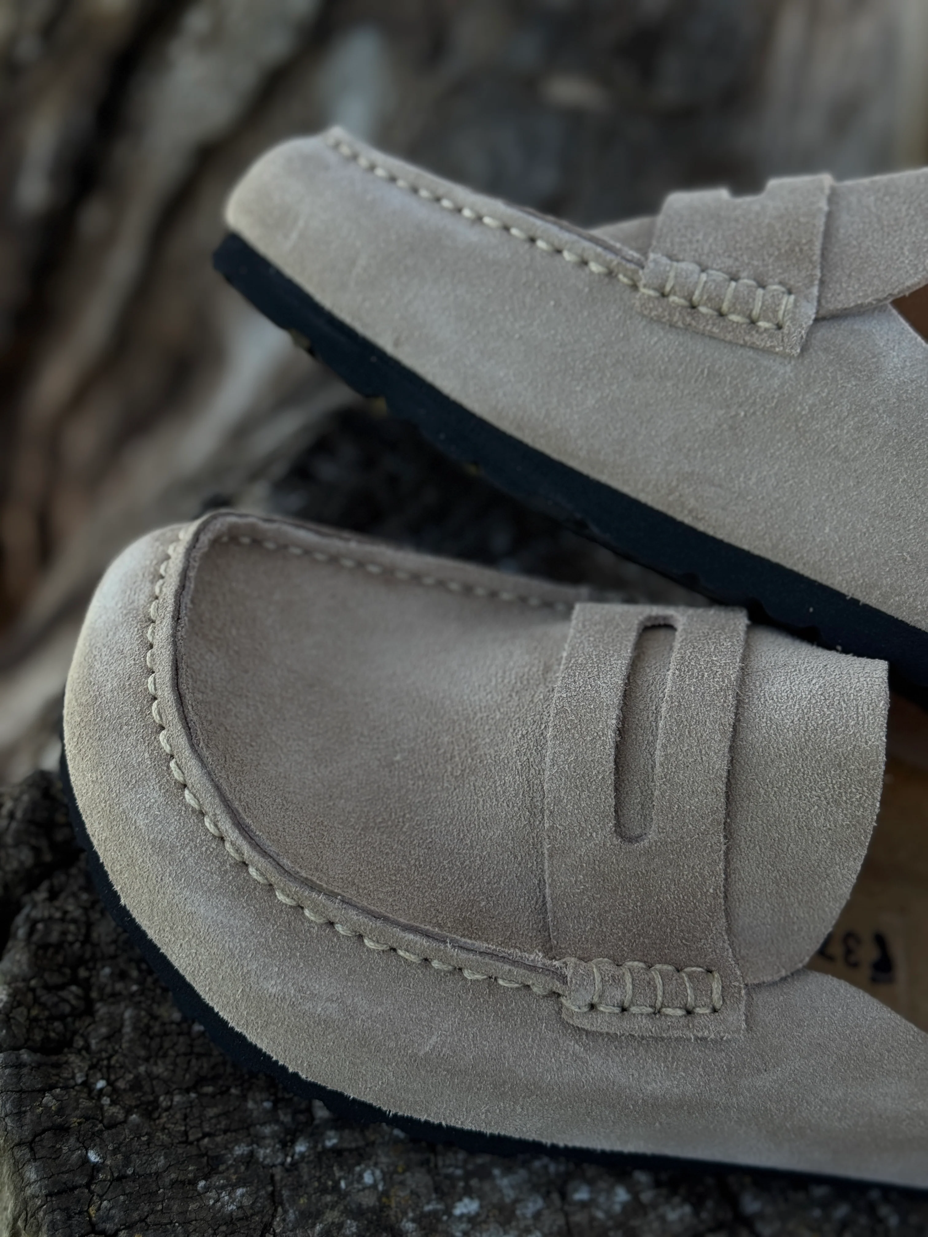 Naples ocime en daim gris clair