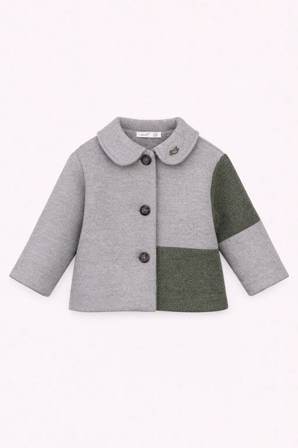Veste bébé gris et vert – Élégance moderne et confort douillet